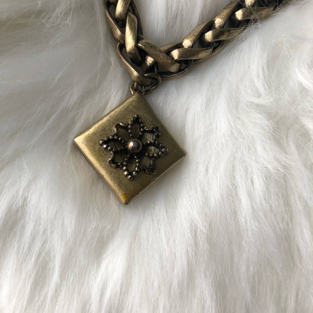 Loft Necklace 10$